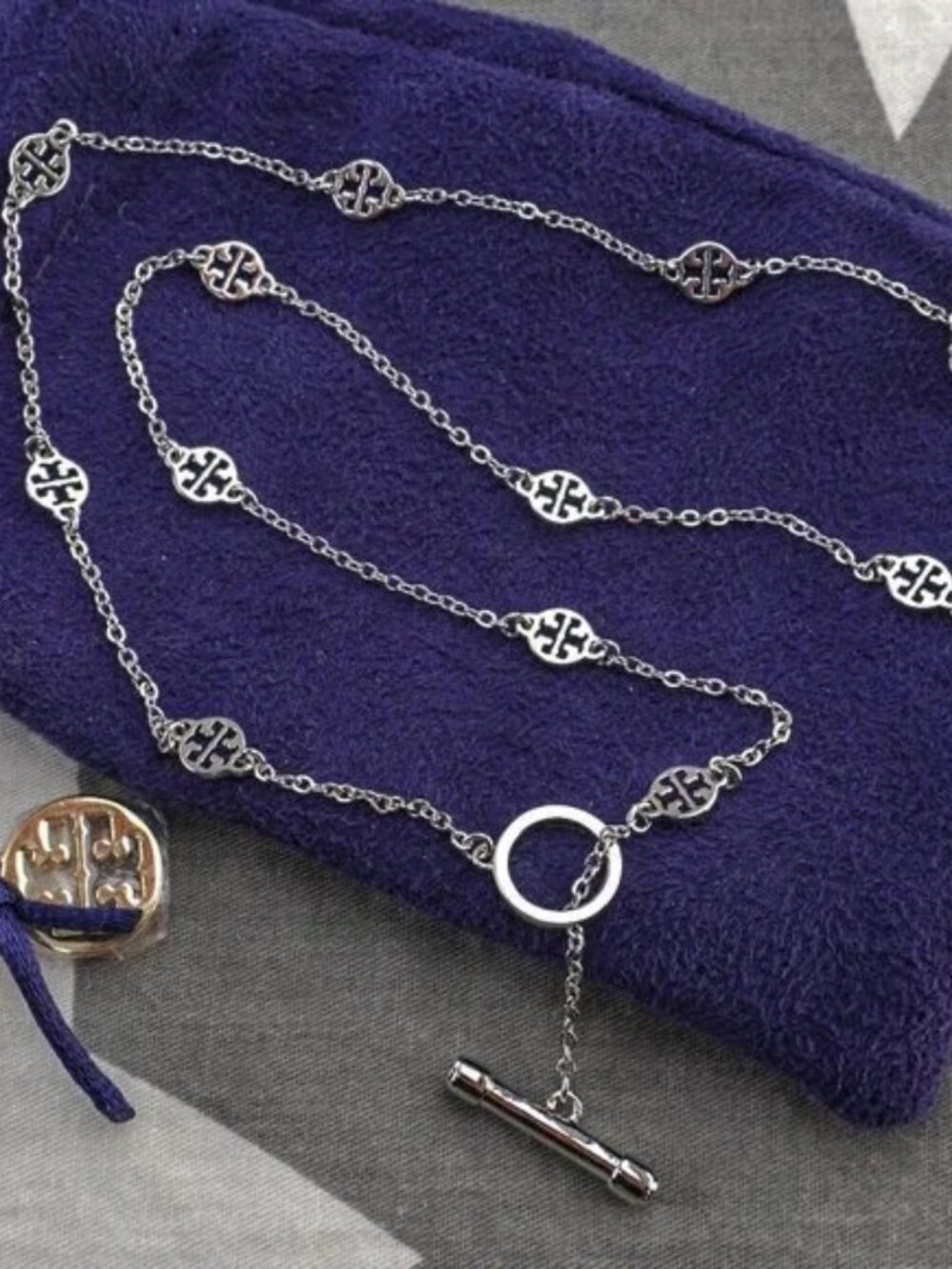 Tory Burch Miller Toggle Station Necklace in Silver